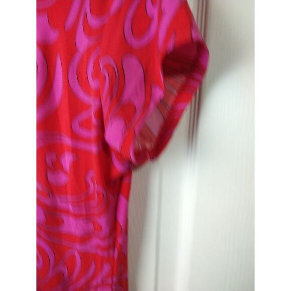 Grayson Pink Red Swirl Artsy Pullover Pleat Front Blouse. Size L - Picture 5 of 8